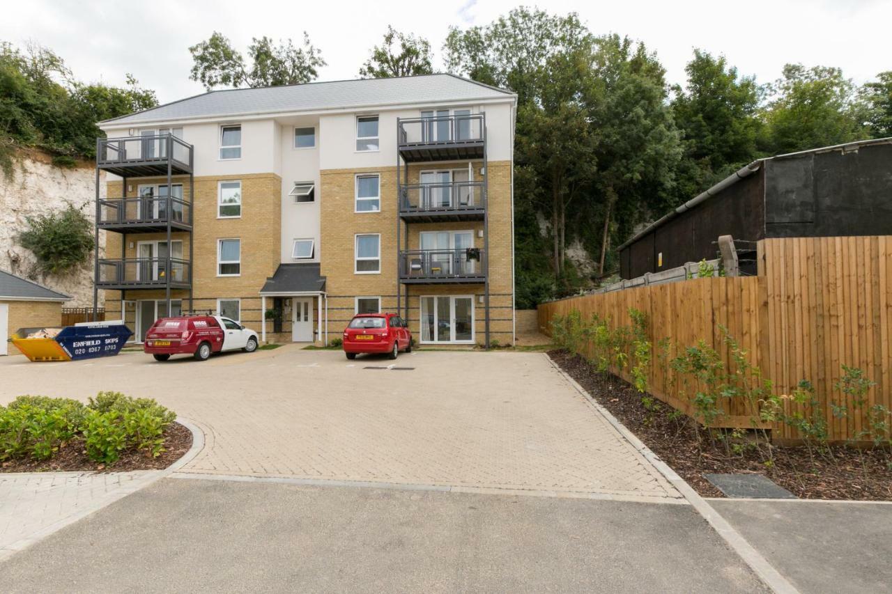 Hertford Serviced Apartments By Payman Club Exterior photo